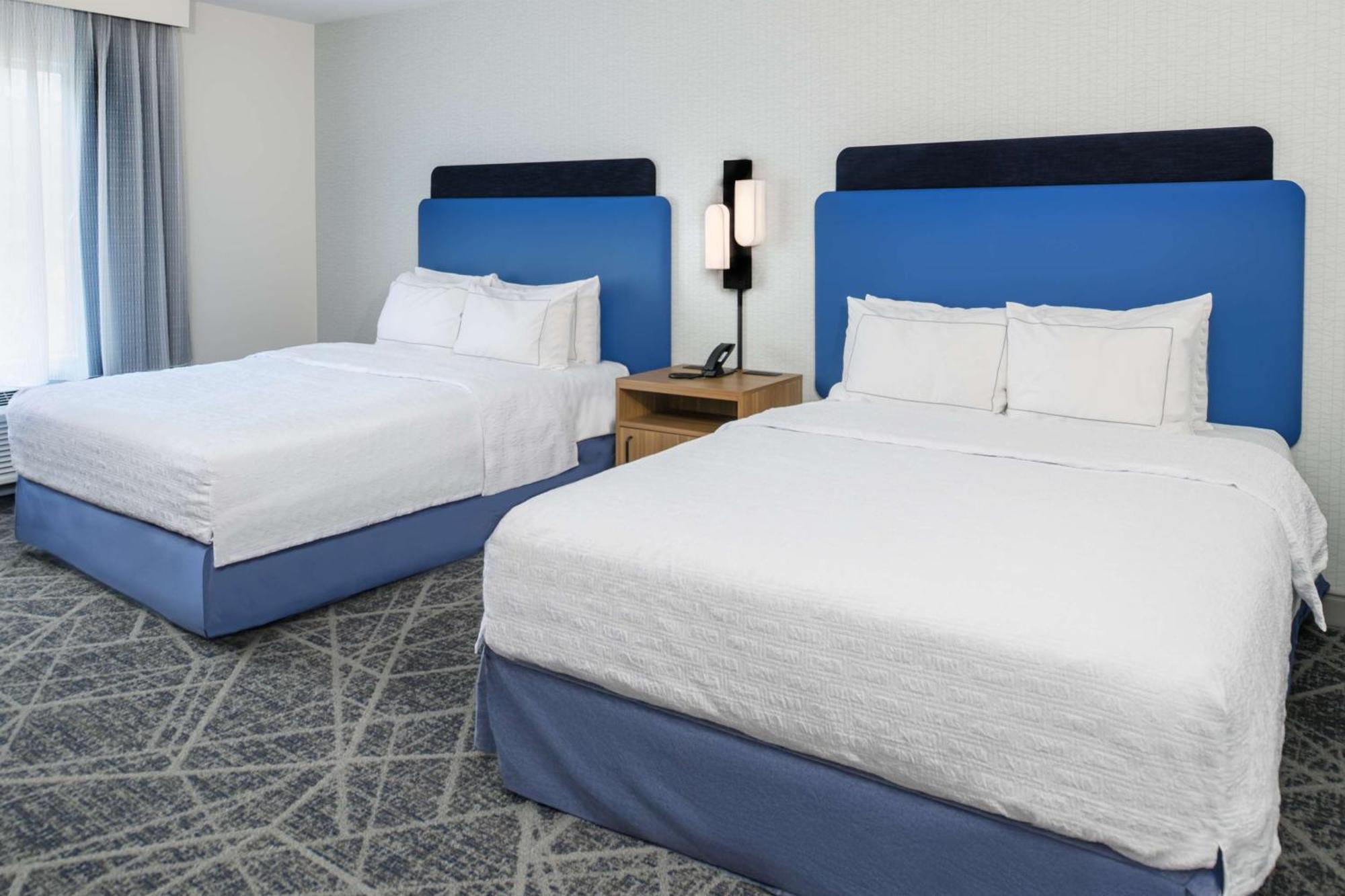 Hampton Inn By Hilton St Louis Airport Woodson Terrace Exteriör bild