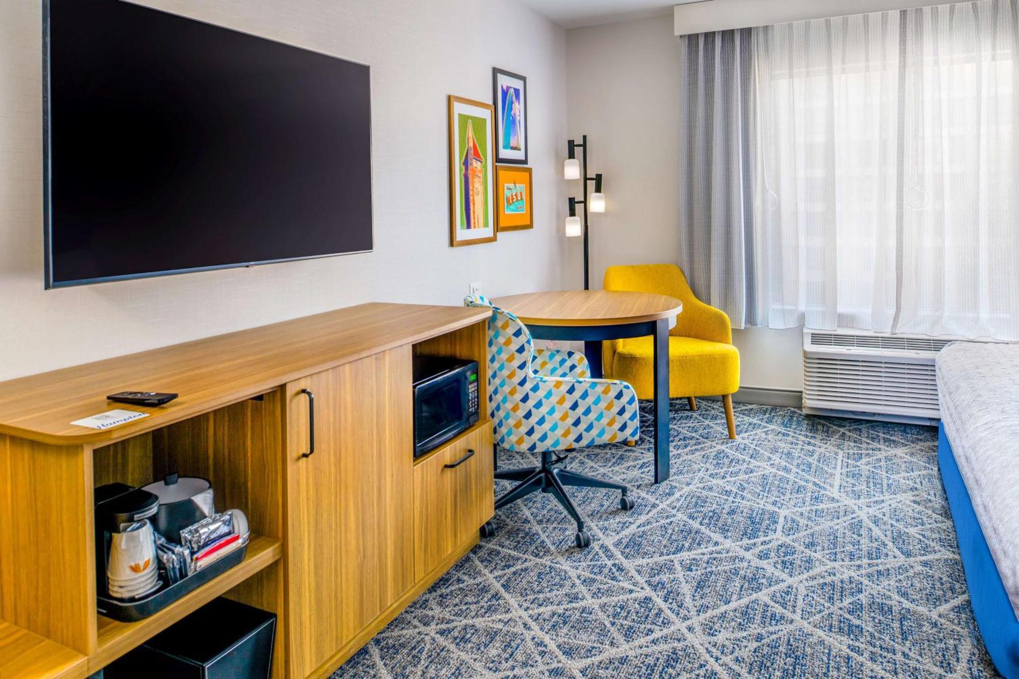 Hampton Inn By Hilton St Louis Airport Woodson Terrace Exteriör bild
